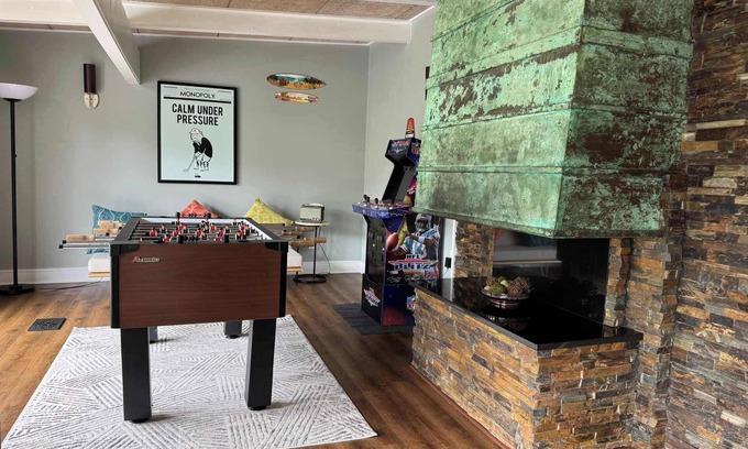 Clearwater House | Tropical Lagoon w/Private Pool & Game Room!
