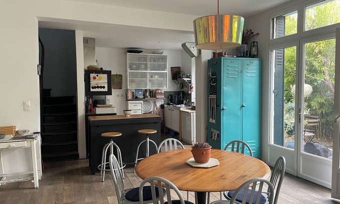 Amerique House | Une Maison à Paris Avec son Jardin!