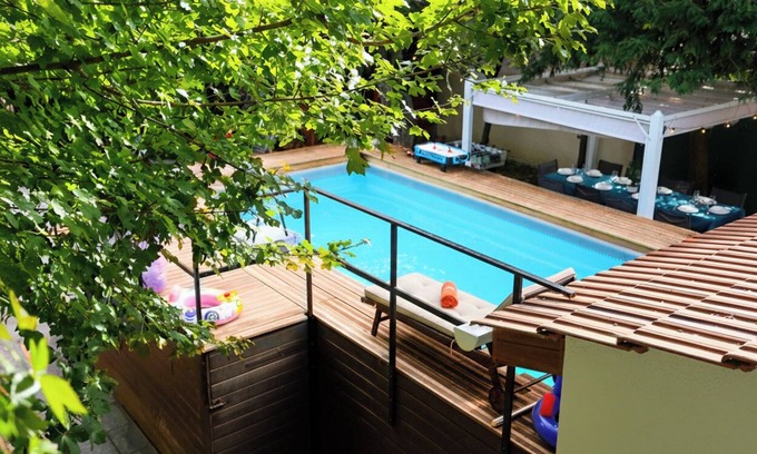 Noisy-le-Grand House | Villa/disney-paris-6chambres-6 Sdb-piscine-clim-ac