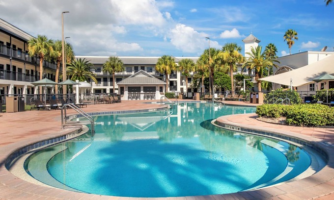 West Kissimmee Hotel | voco Kissimmee Orlando by IHG