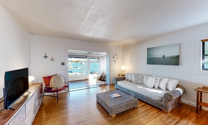Indian Rocks Beach House | Waterfront home with deck, garden, WiFi & central AC - dog-friendly