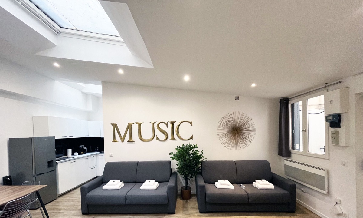 Quartier de la Porte-Saint-Denis Apartment | Urban Flat 187 - Sublime 1 Bedroom in Paris