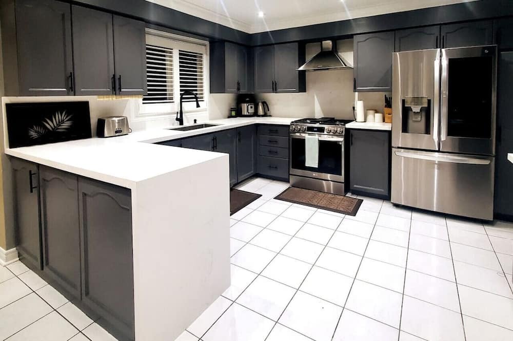Churchill Meadows House | 4 Bedroom House in Mississauga