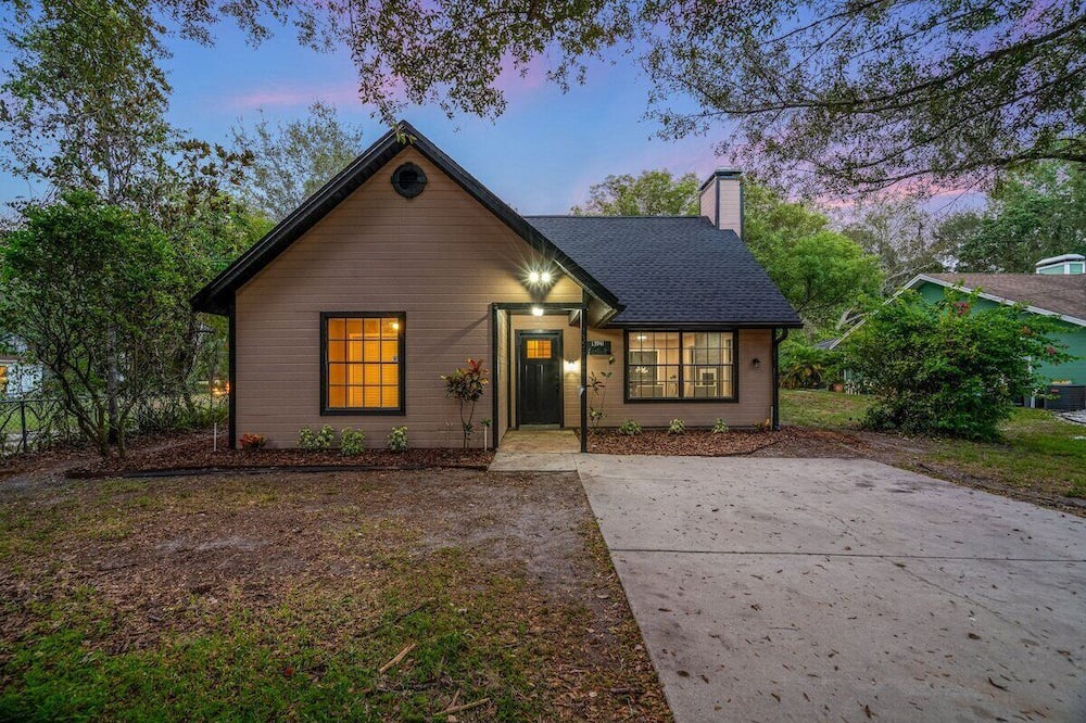 Odessa House | Bring Your Boat, Kids, & Pets