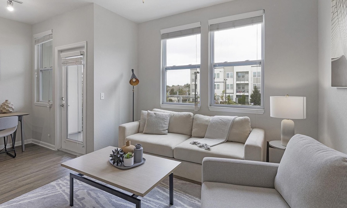 Meadow Woods Apartment | Modern Apartment in Prime Location (ID1326X971)