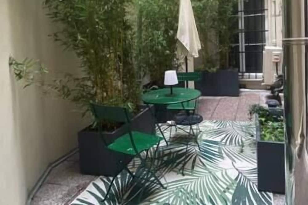 Quartier du Faubourg-Montmartre Apartment | Appartement avec Terrasse dans le centre de Paris