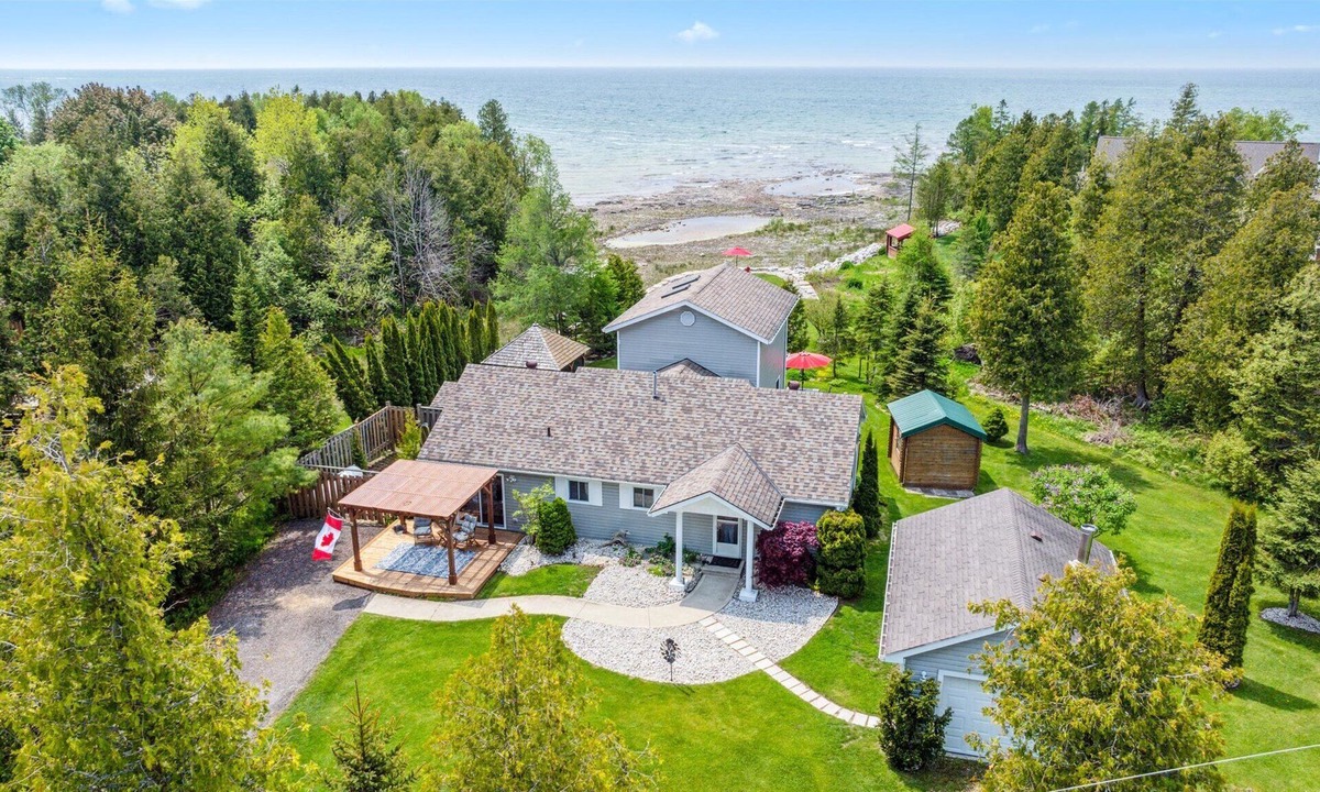 South Bruce Peninsula Cottage | Stunning Waterfront Retreat - Pike Bay