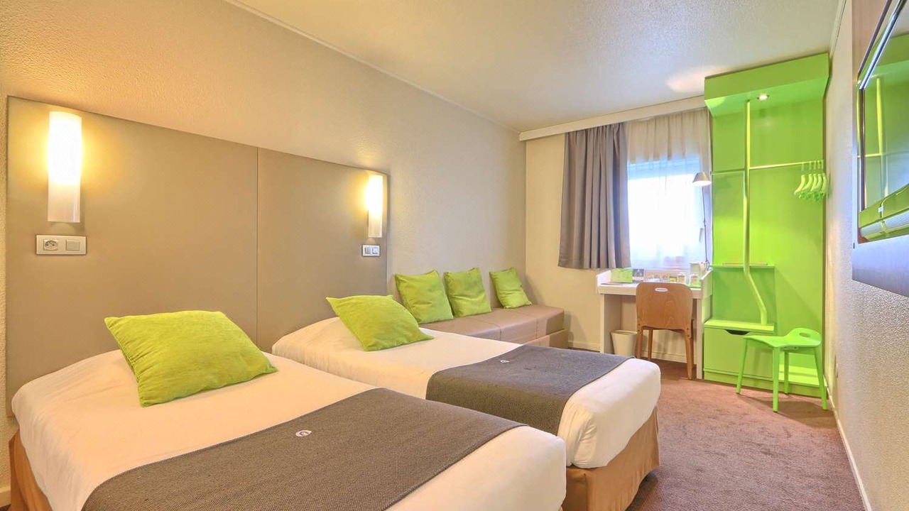Photo of Bedroom in Roissy-en-France