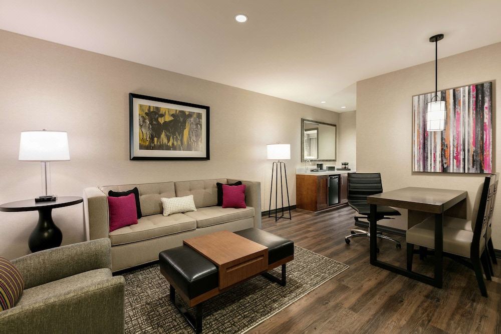 Photo of Livingroom in Berkeley Heights