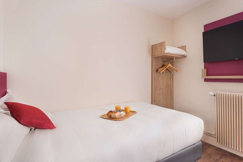Photo of Bedroom in Quartier de la Plaine-de-Monceaux