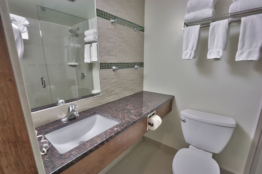 Photo of Bathroom in The Blue Mountains