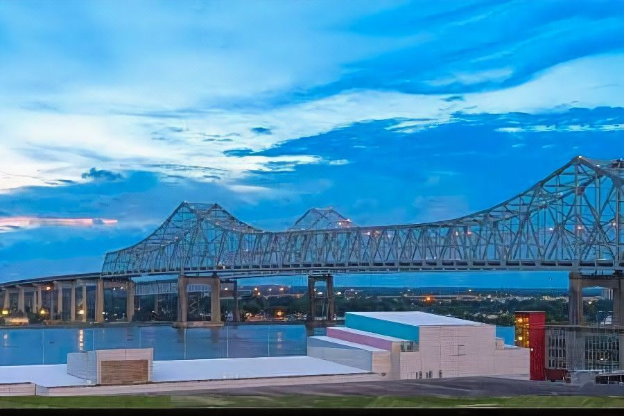 Photo of Others in Arts/Warehouse District