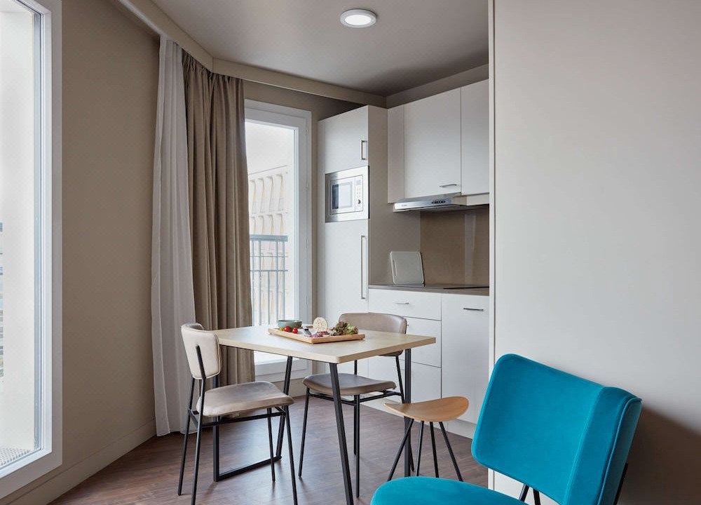 Photo of Livingroom in Suresnes