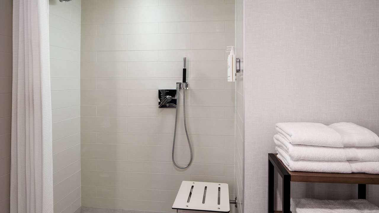 Photo of Bathroom in Arts/Warehouse District