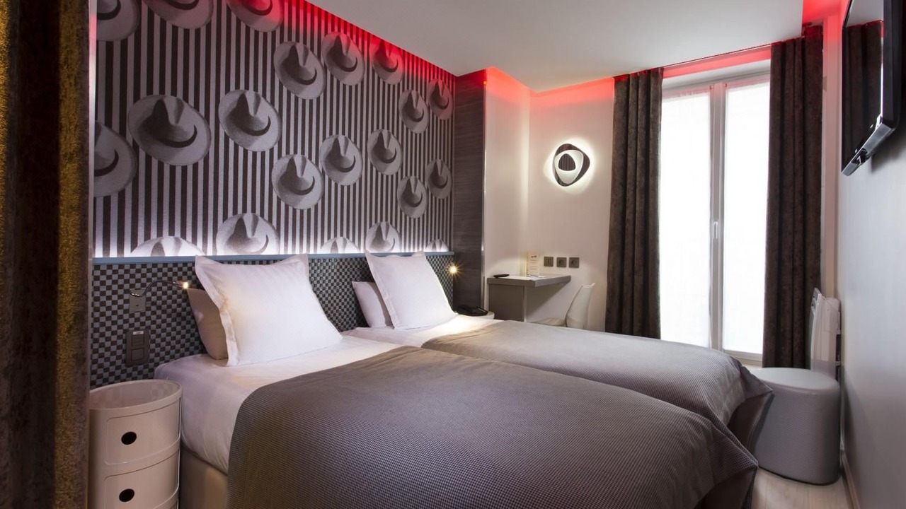 Photo of Bedroom in Sorbonne