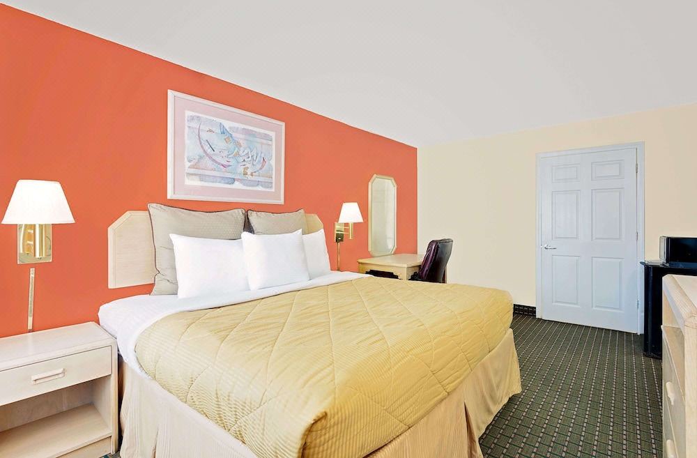 Photo of Bedroom in Fort Walton Beach