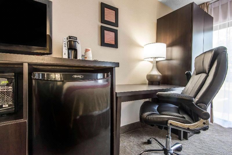 Photo of Livingroom in Owen Sound