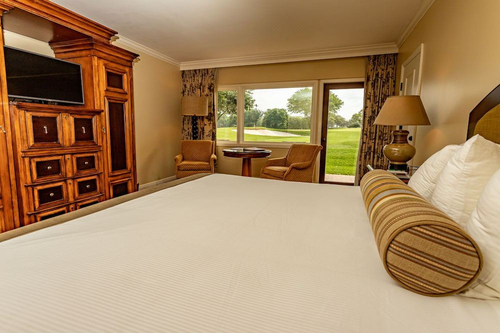 Photo of Bedroom in Bay Hill