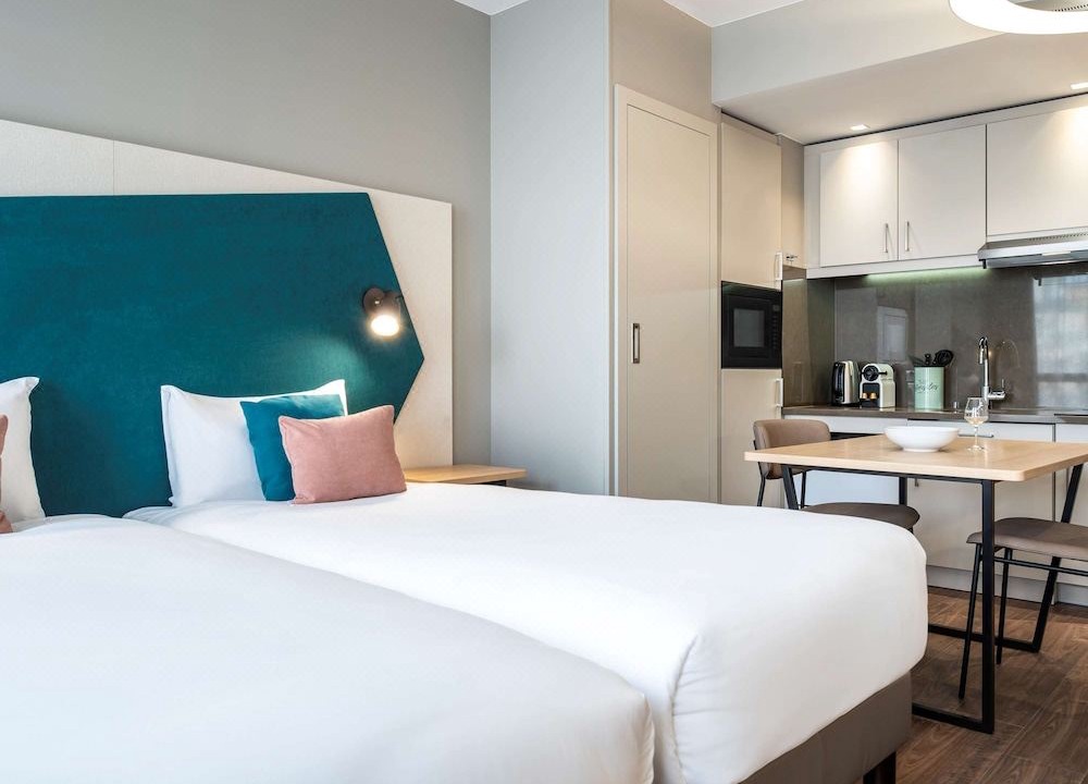 Photo of Bedroom in Suresnes