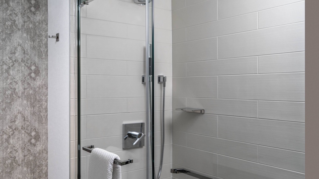Photo of Bathroom in Arts/Warehouse District