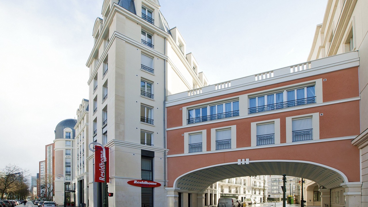 Photo of Buildings in Puteaux