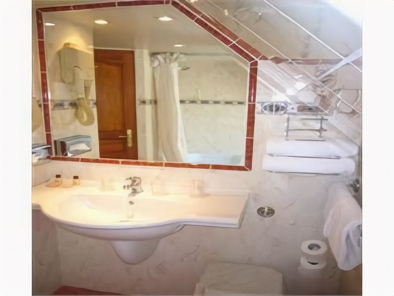 Photo of Bathroom in Les Iles