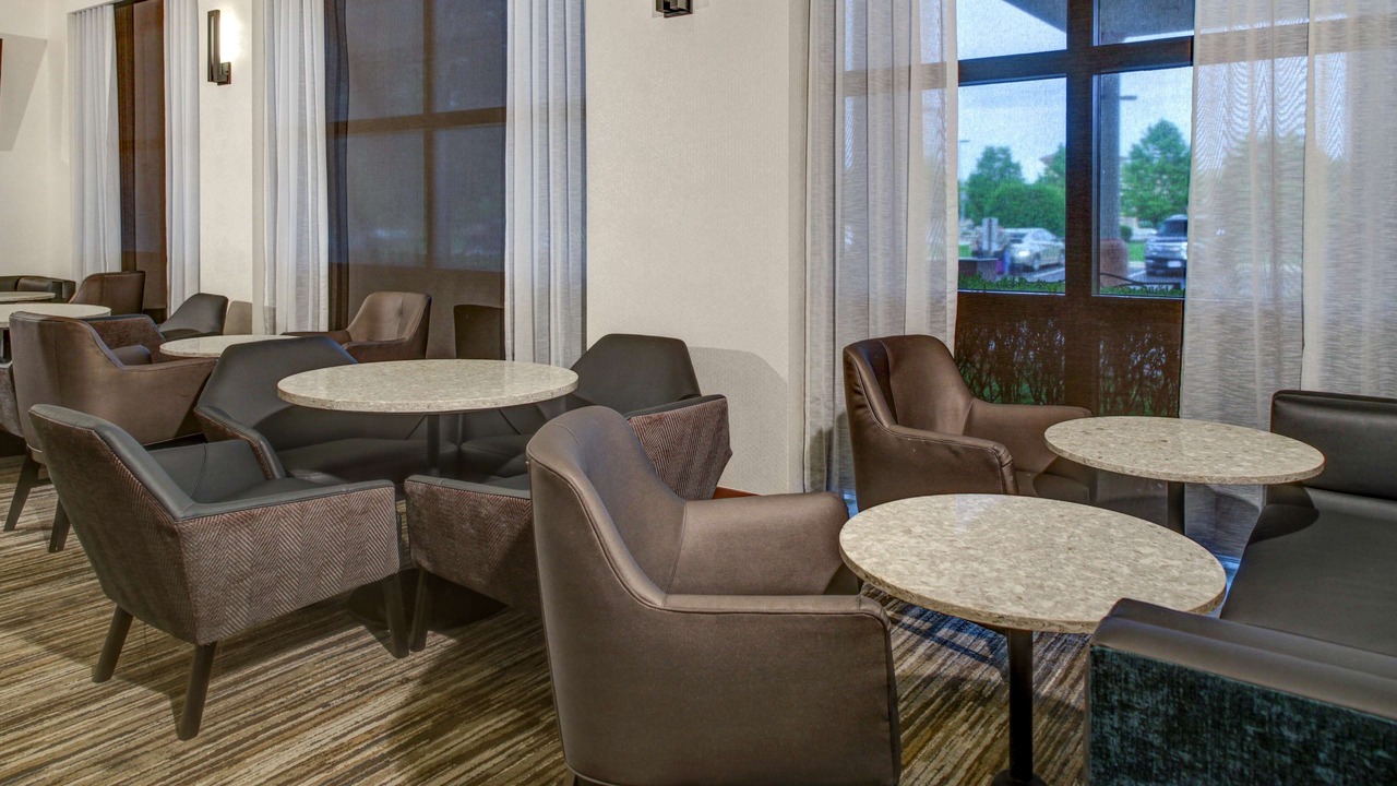 Photo of Livingroom in Downtown