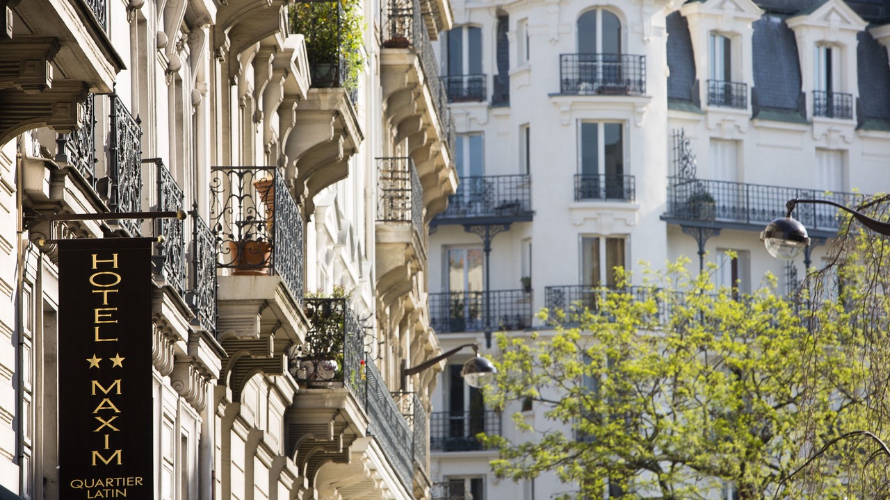 Photo of Buildings in Jardin des plantes