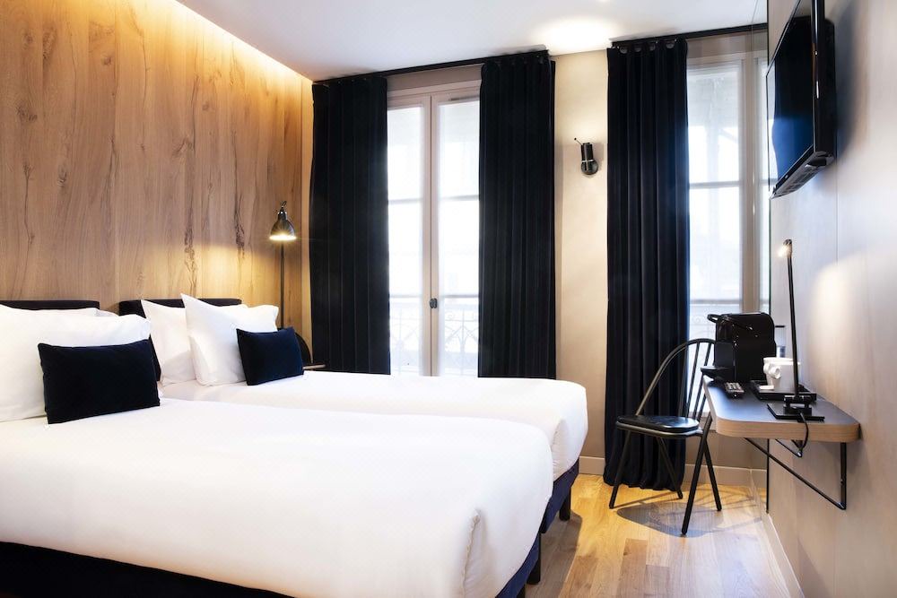 Photo of Bedroom in 5th Arrondissement