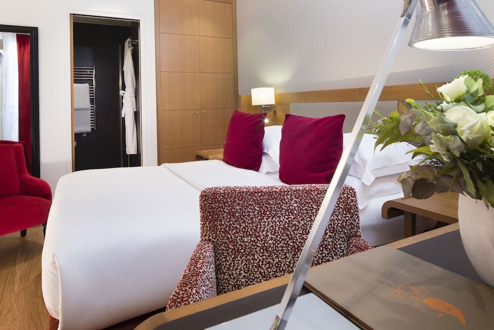 Photo of Bedroom in Notre-Dame-des-Champs