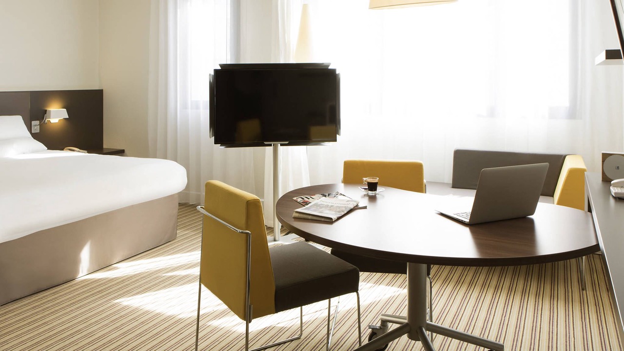 Photo of Livingroom in Rueil-Malmaison