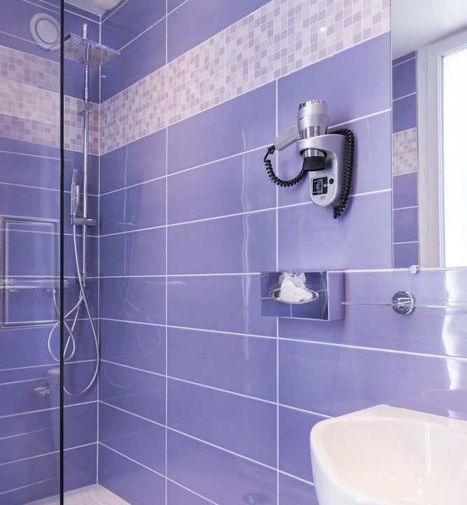Photo of Bathroom in Sorbonne