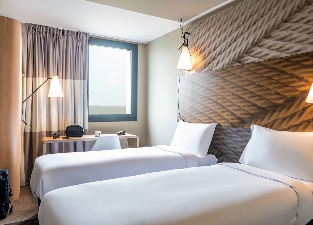 Photo of Bedroom in Gonesse