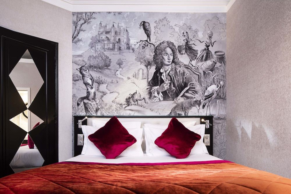 Photo of Bedroom in 7th Arrondissement