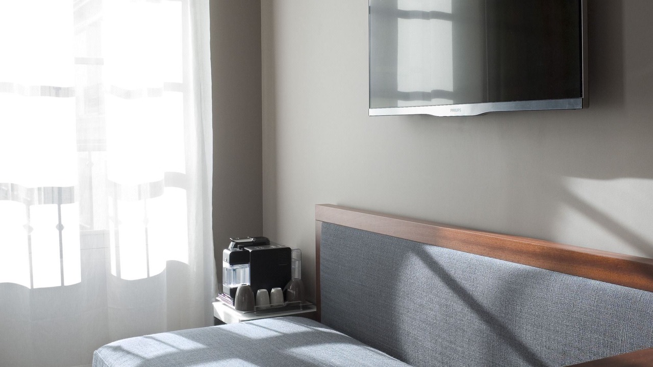Photo of Bedroom in 7th Arrondissement