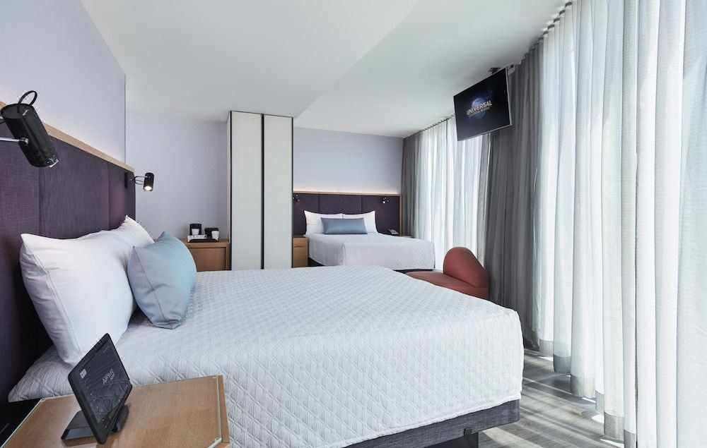 Photo of Bedroom in Florida Center