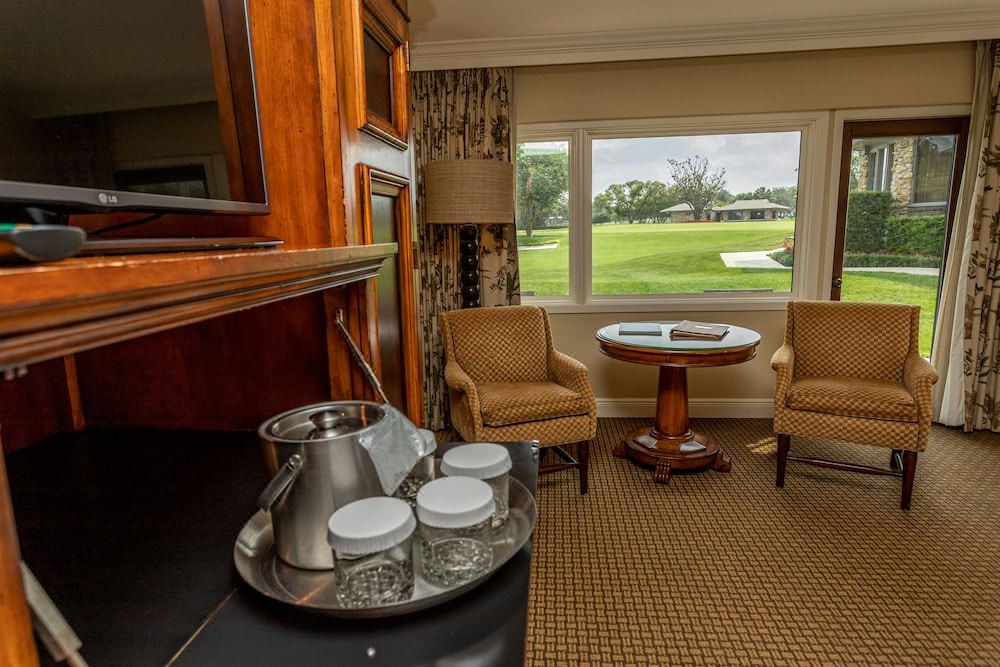 Photo of Livingroom in Bay Hill