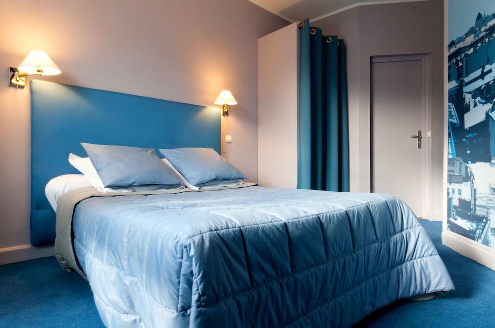 Photo of Bedroom in Montparnasse