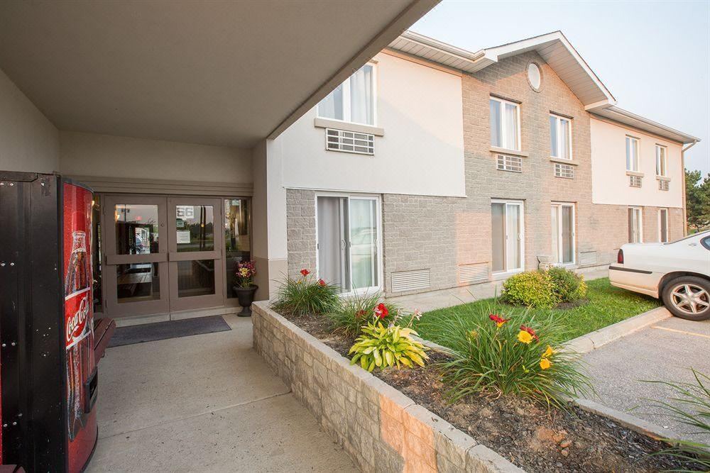 Photo of Buildings in Elora
