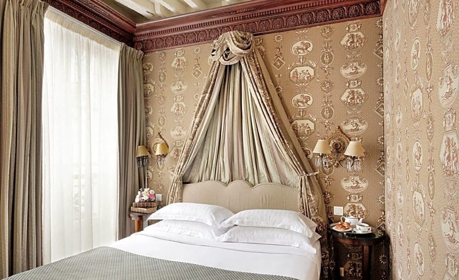 Photo of Bedroom in Latin