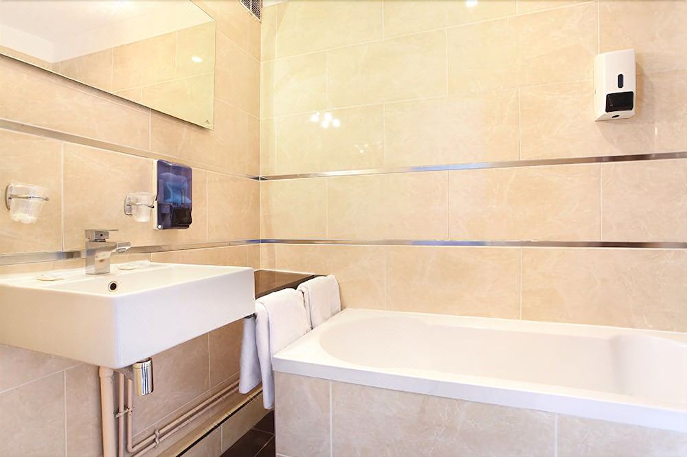 Photo of Bathroom in Palais-Royal