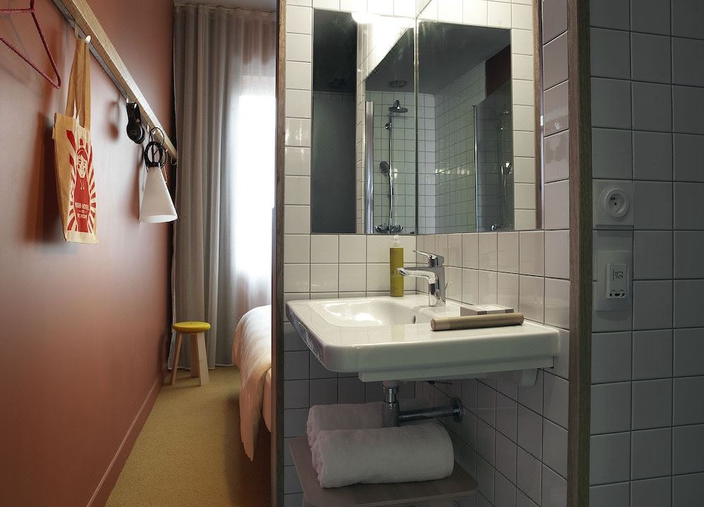 Photo of Bathroom in Les Puces de Saint-Ouen