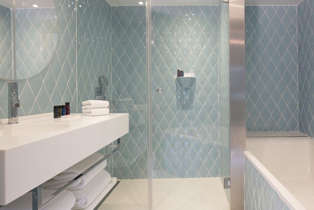 Photo of Bathroom in Palais-Royal