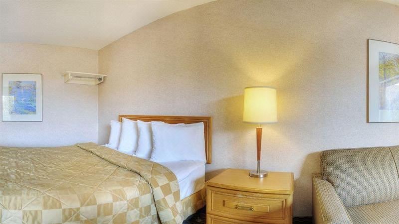 Photo of Bedroom in Owen Sound