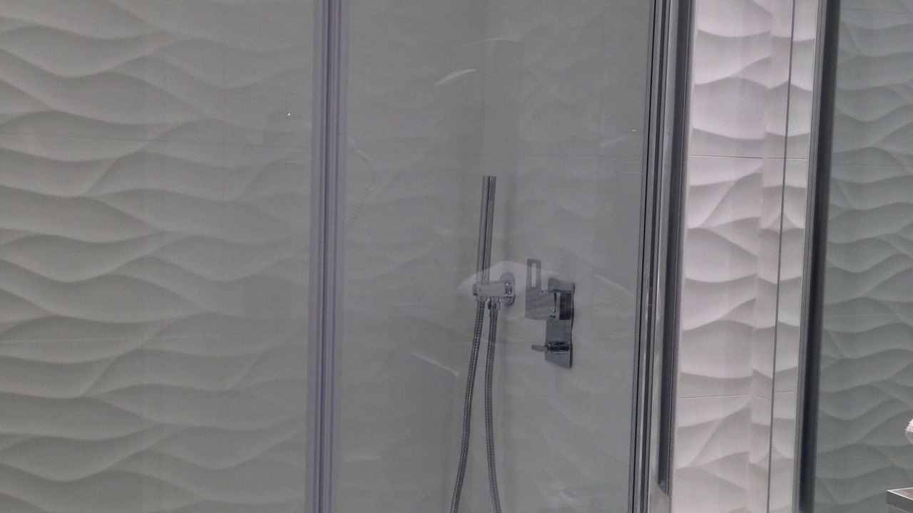 Photo of Bathroom in Batignolles
