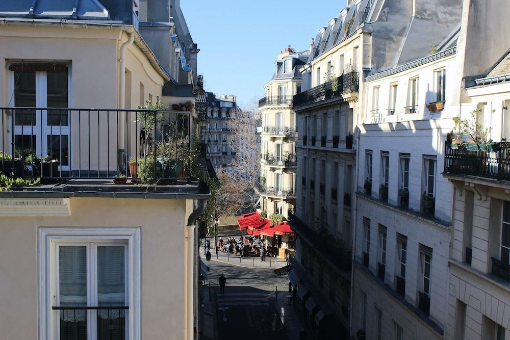 Photo of Buildings in Les Iles