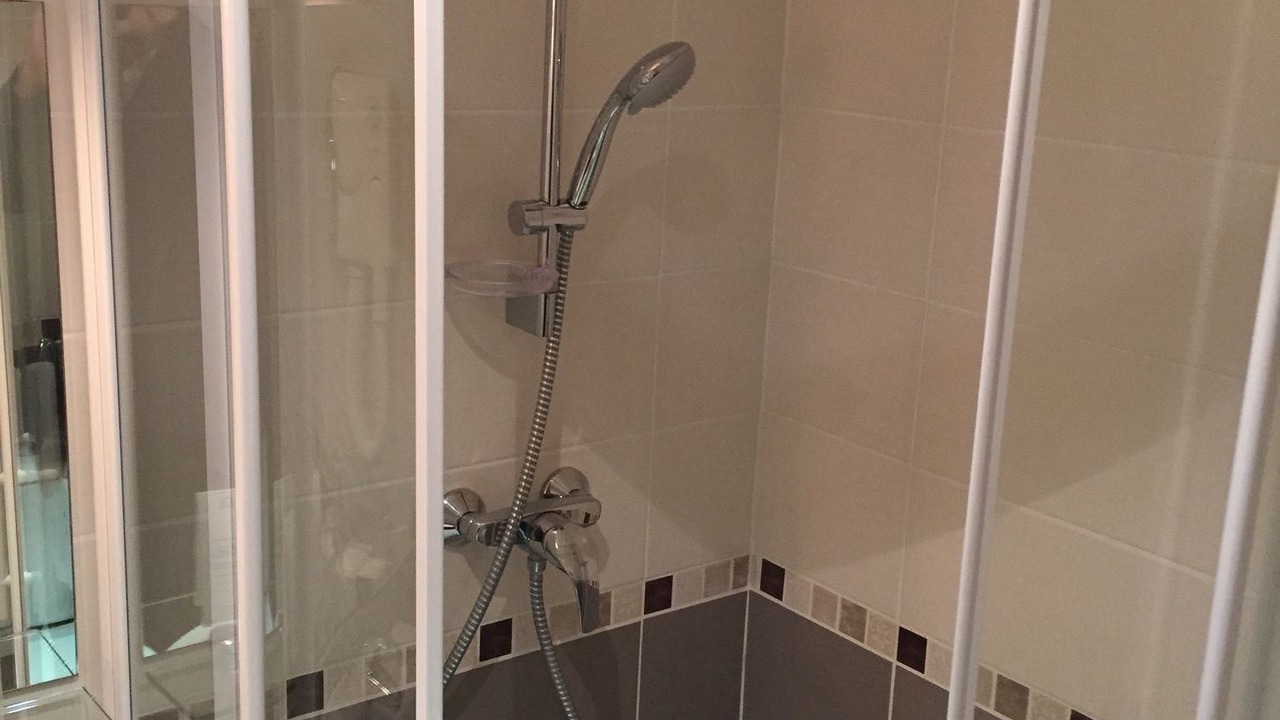 Photo of Bathroom in Quartier du Petit-Montrouge