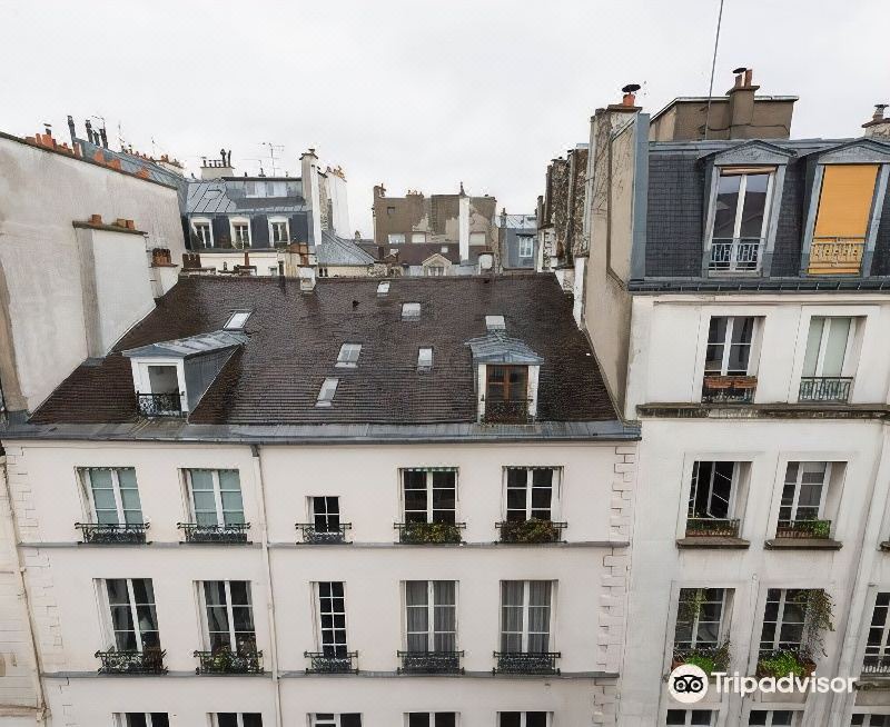Photo of Buildings in Les Iles