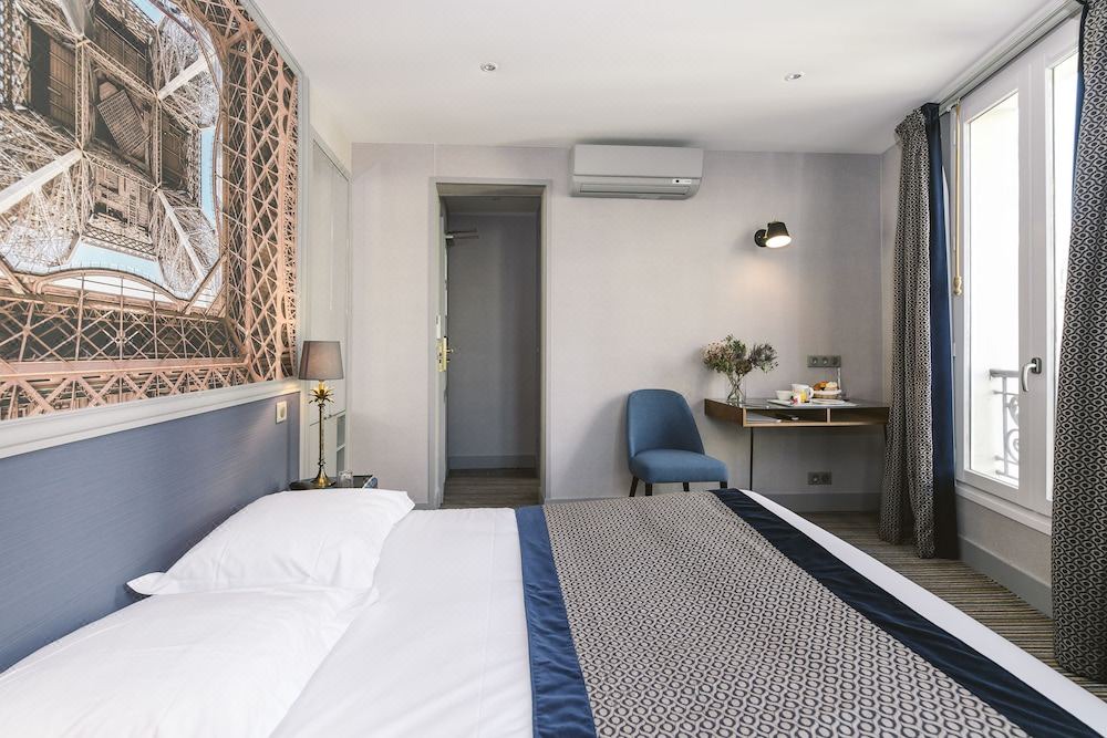 Photo of Bedroom in 5th Arrondissement