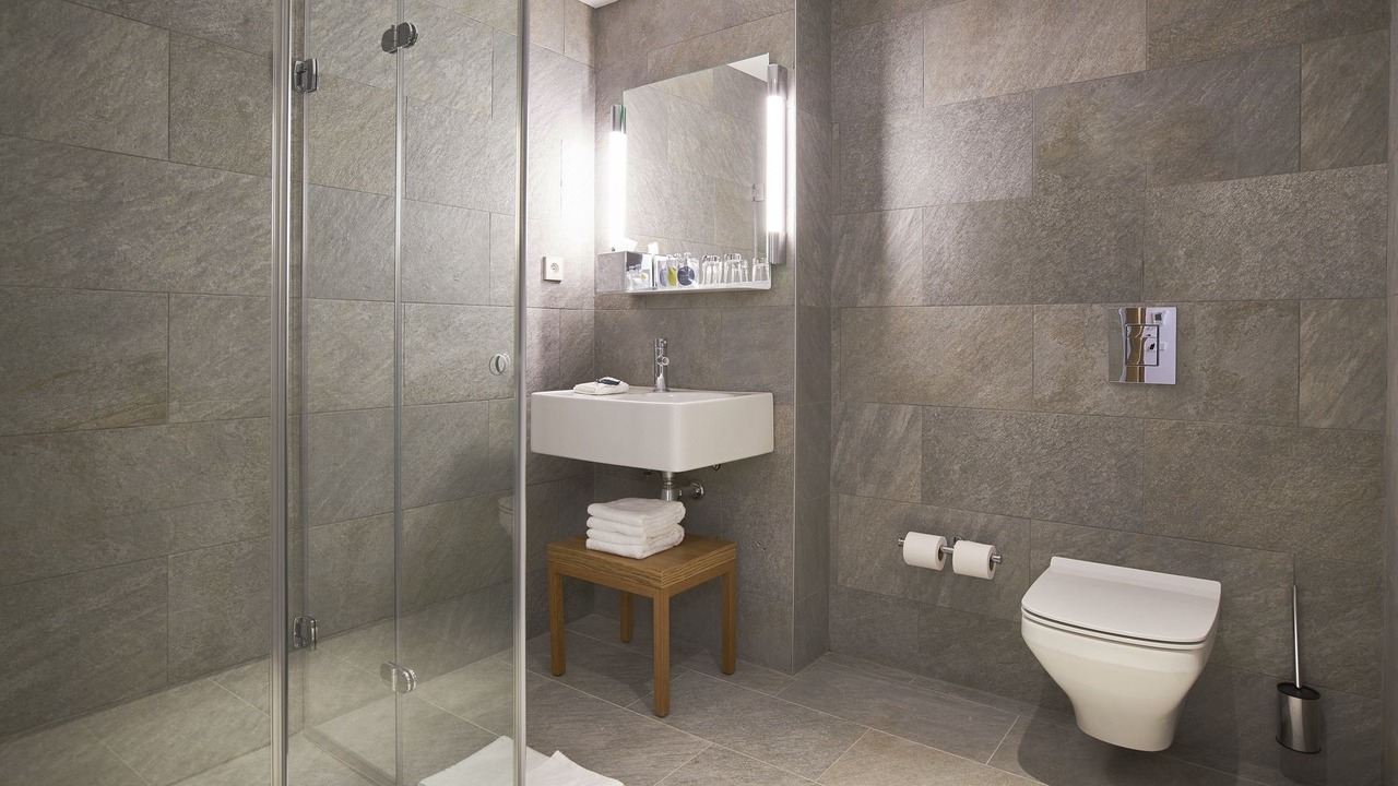 Photo of Bathroom in Porte-Saint-Martin
